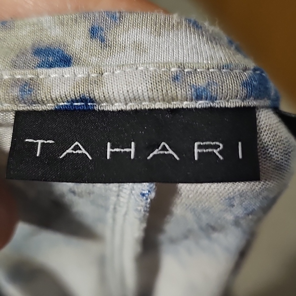 Tahari Blue and Gray Patterned Blouse - Picture 5 of 6